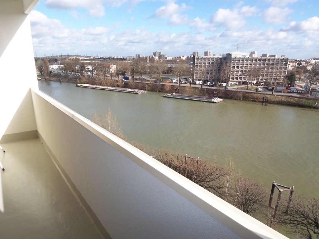 4 P 77 m² + Balcon + Pkg 