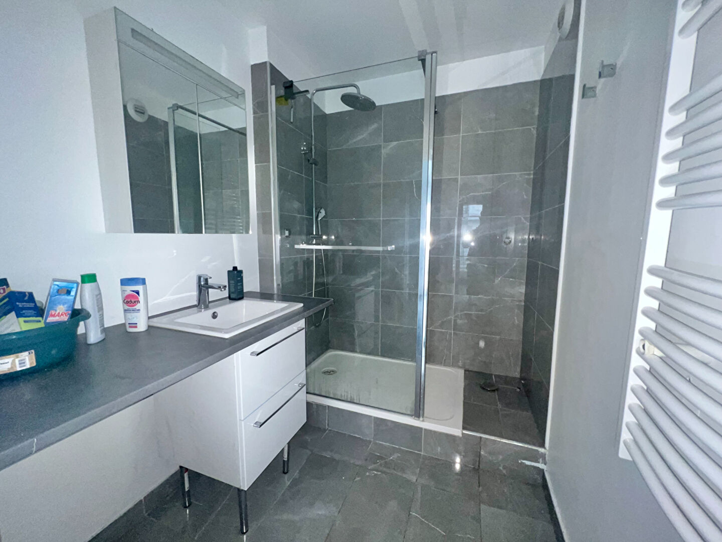 Hypercentre F2 44 m² + parking