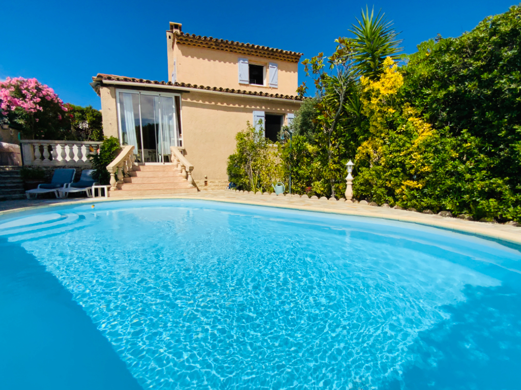 Charmante villa au calme