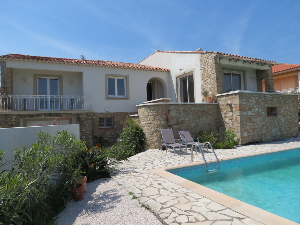 Charmante villa vue mer