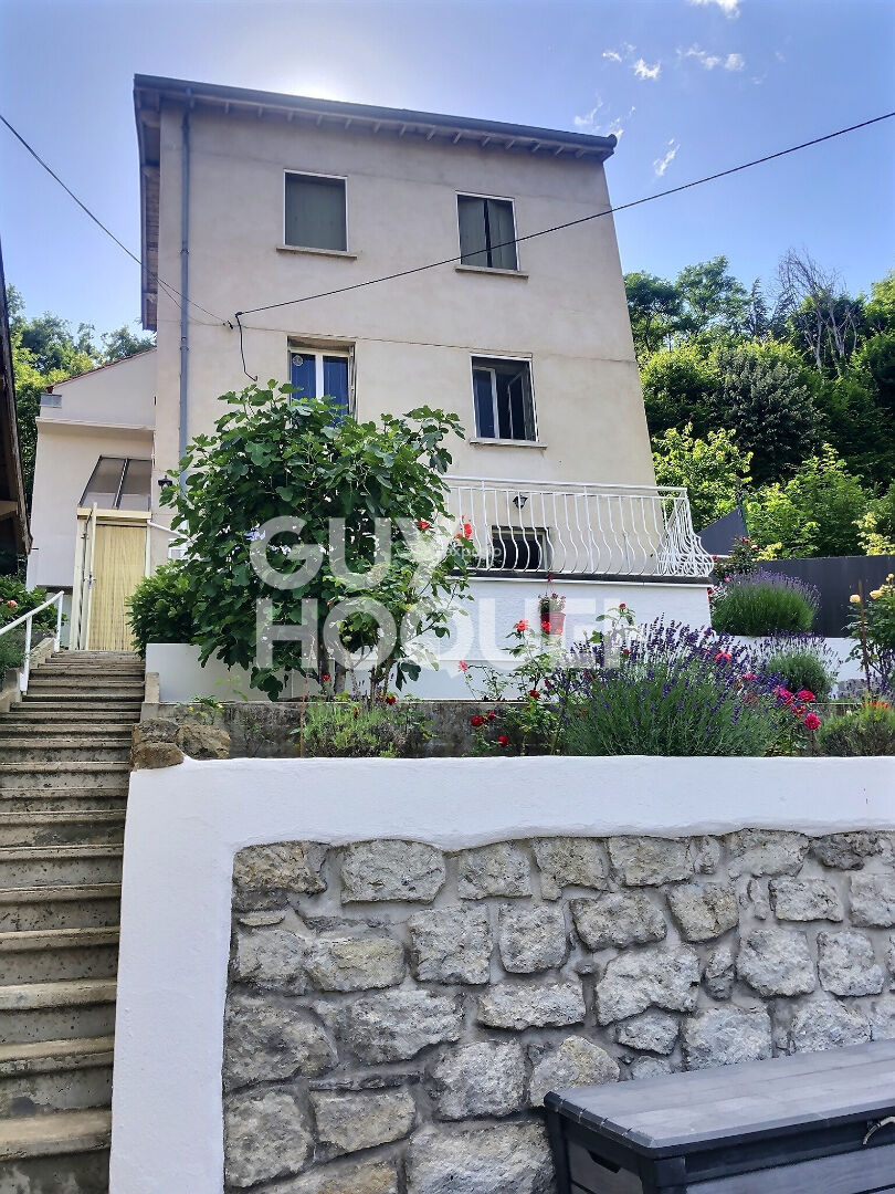 SAINT ETIENNE : maison 5 pièces à vendre