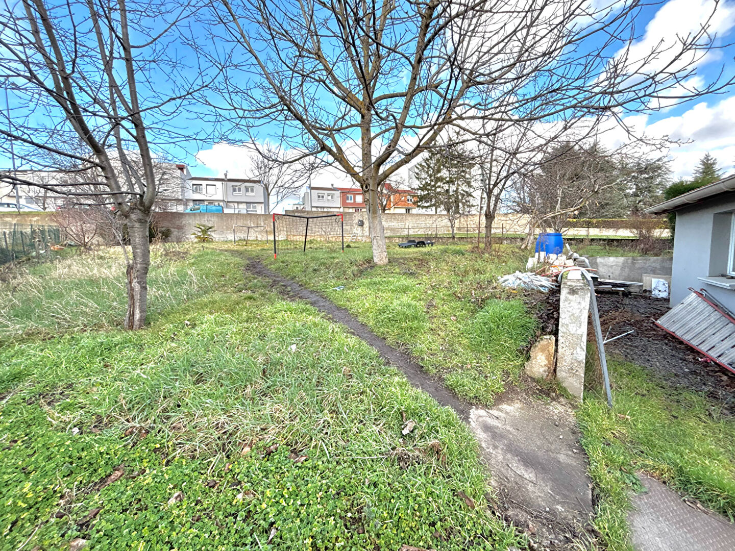 Maison rénovée 155 m²  4 chambres  Terrain 1 169 m²  Bas de Montreynaud