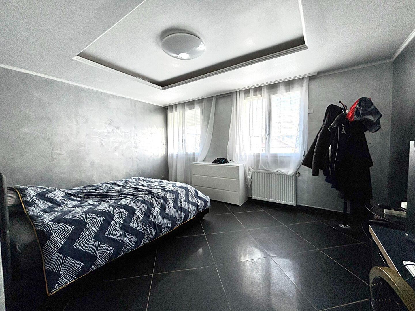 Maison rénovée 155 m²  4 chambres  Terrain 1 169 m²  Bas de Montreynaud