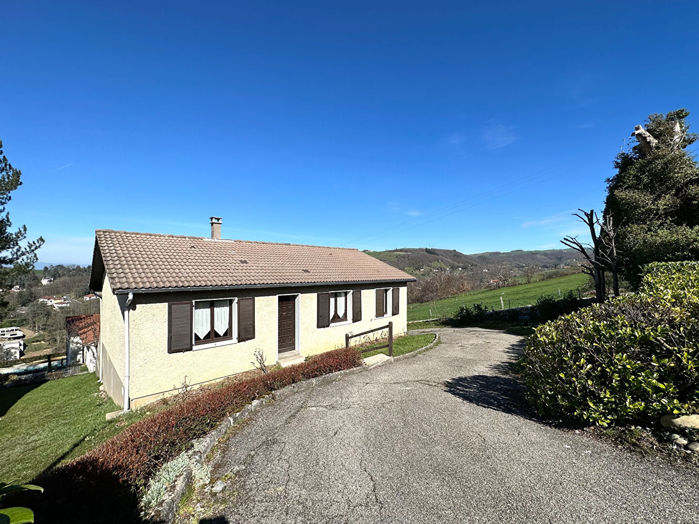 Maison F4 (86 m²) à vendre à LA TOUR EN JAREZ