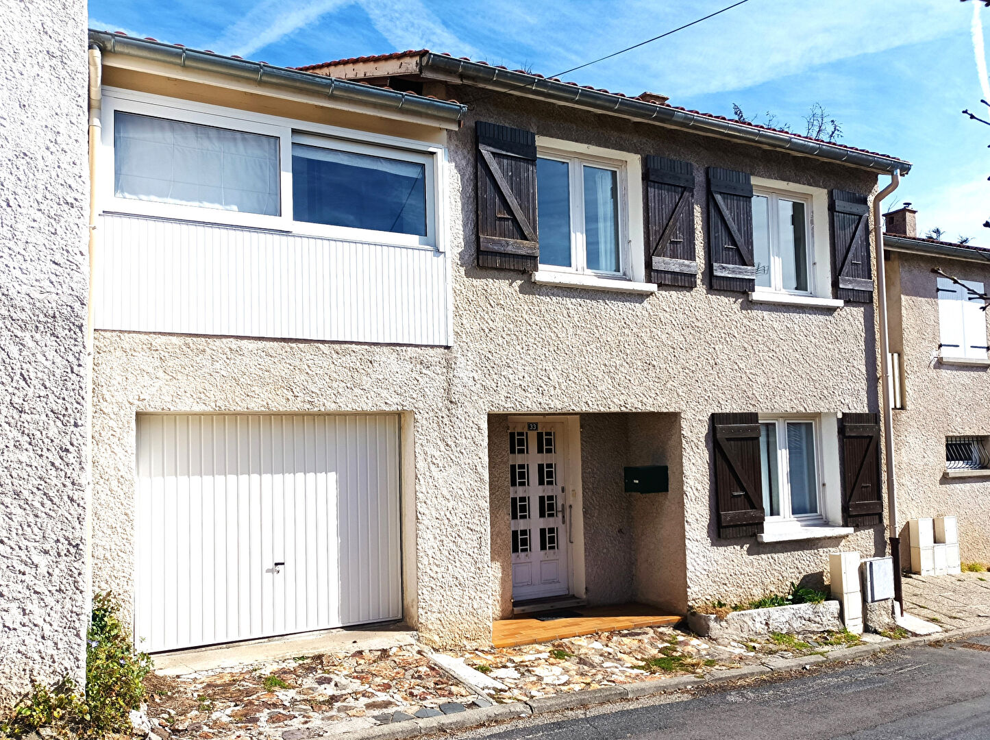 Maison F4 (78 m²) à vendre à LA TOUR EN JAREZ