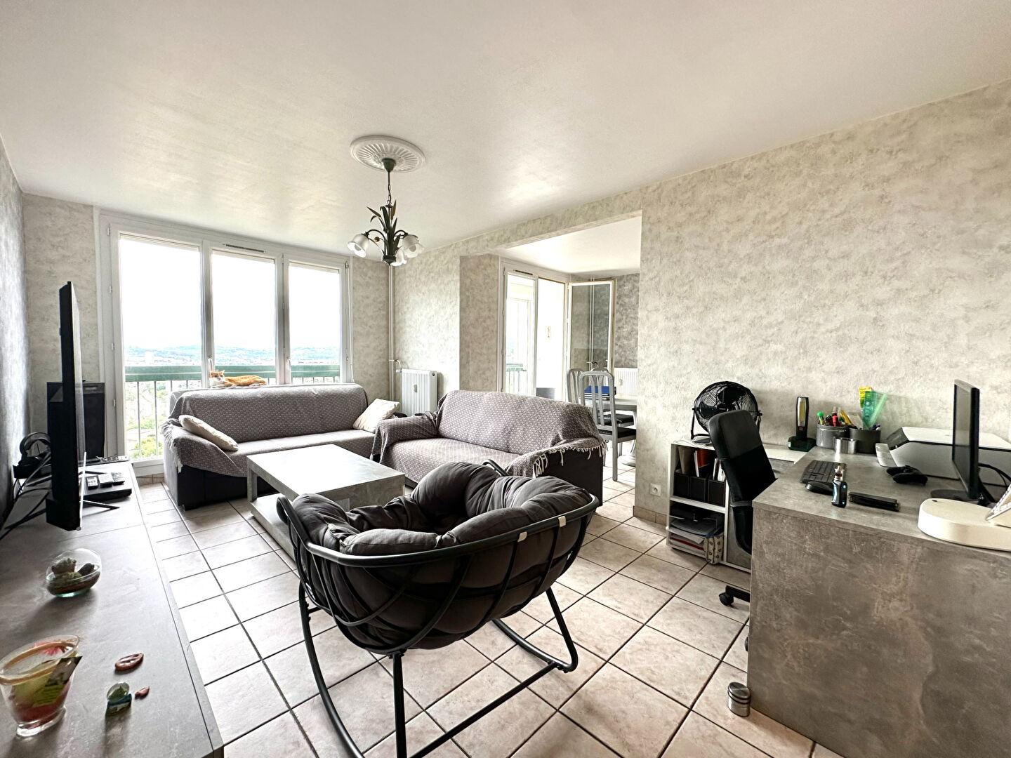 Appartement T5 (92 m²) + GARAGE