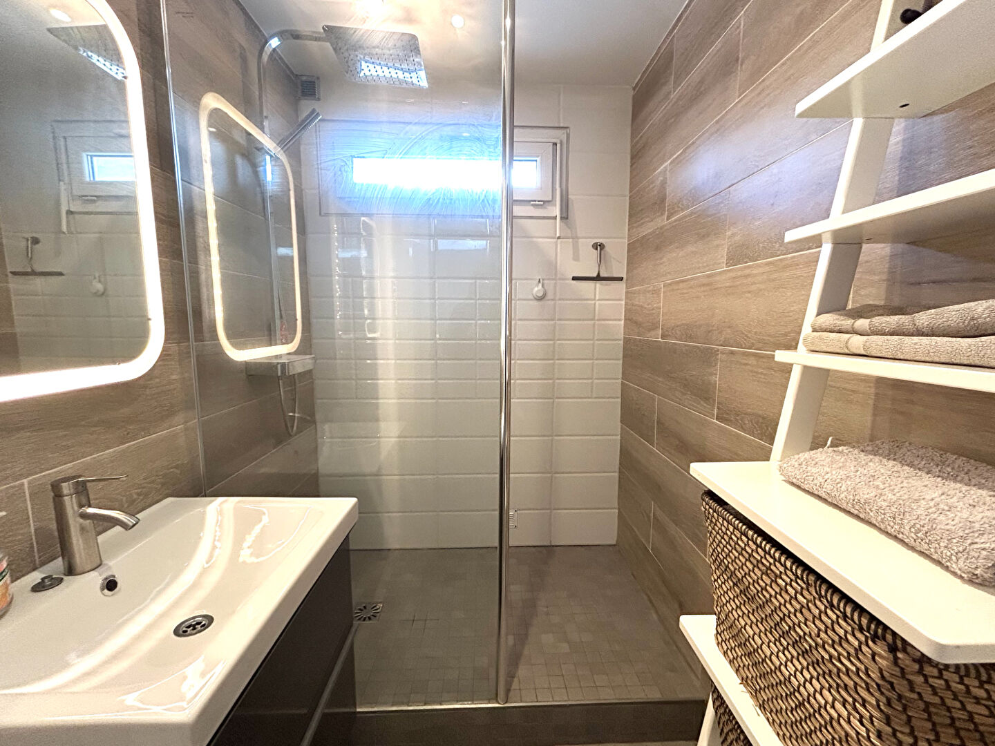 LOCATION : appartement 3 pièces (60 m²) à SAINT ETIENNE