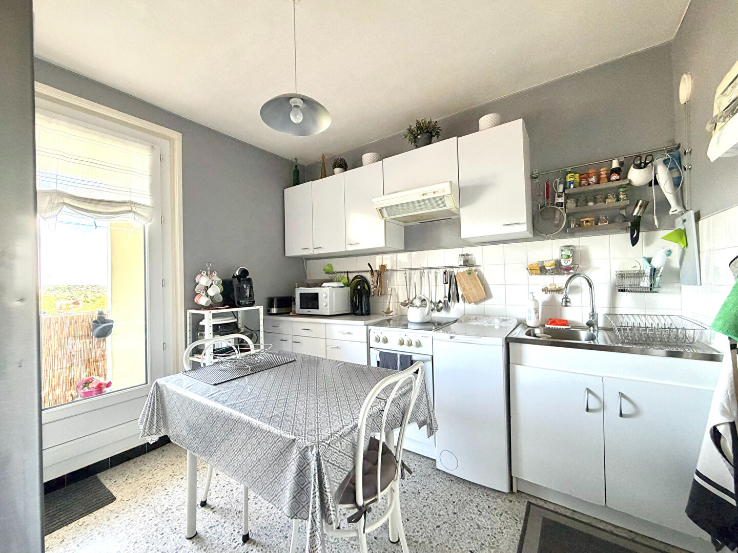 À VENDRE - T3 de 55,56 m² avec balcon - Résidence sécurisée