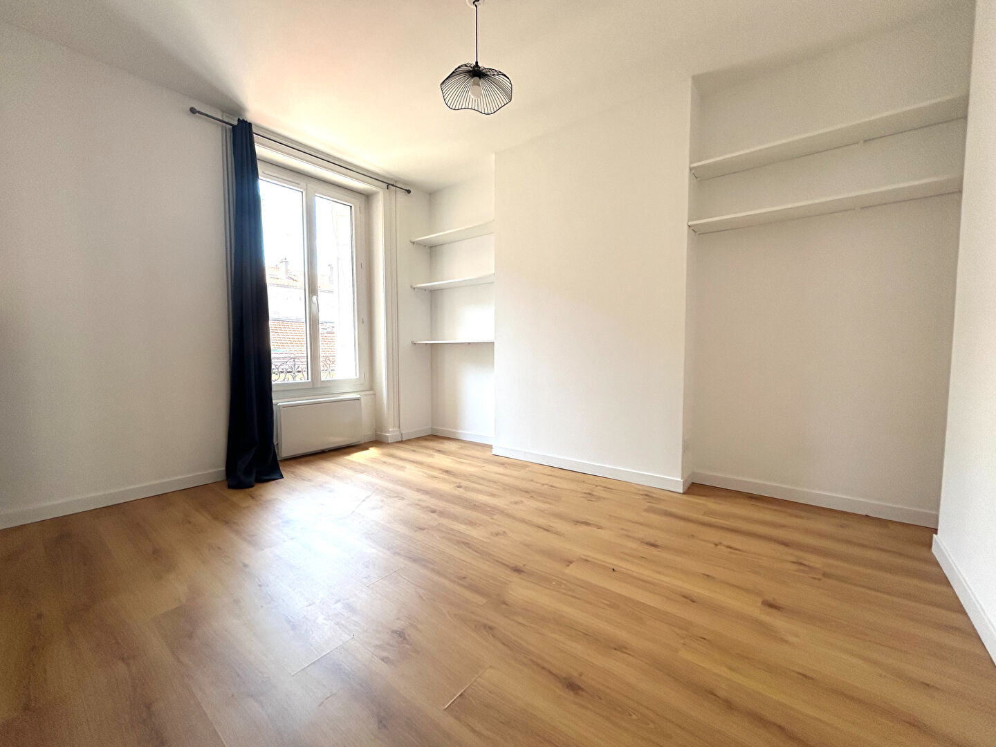 LOCATION : appartement T4 (74 m²) à SAINT ETIENNE