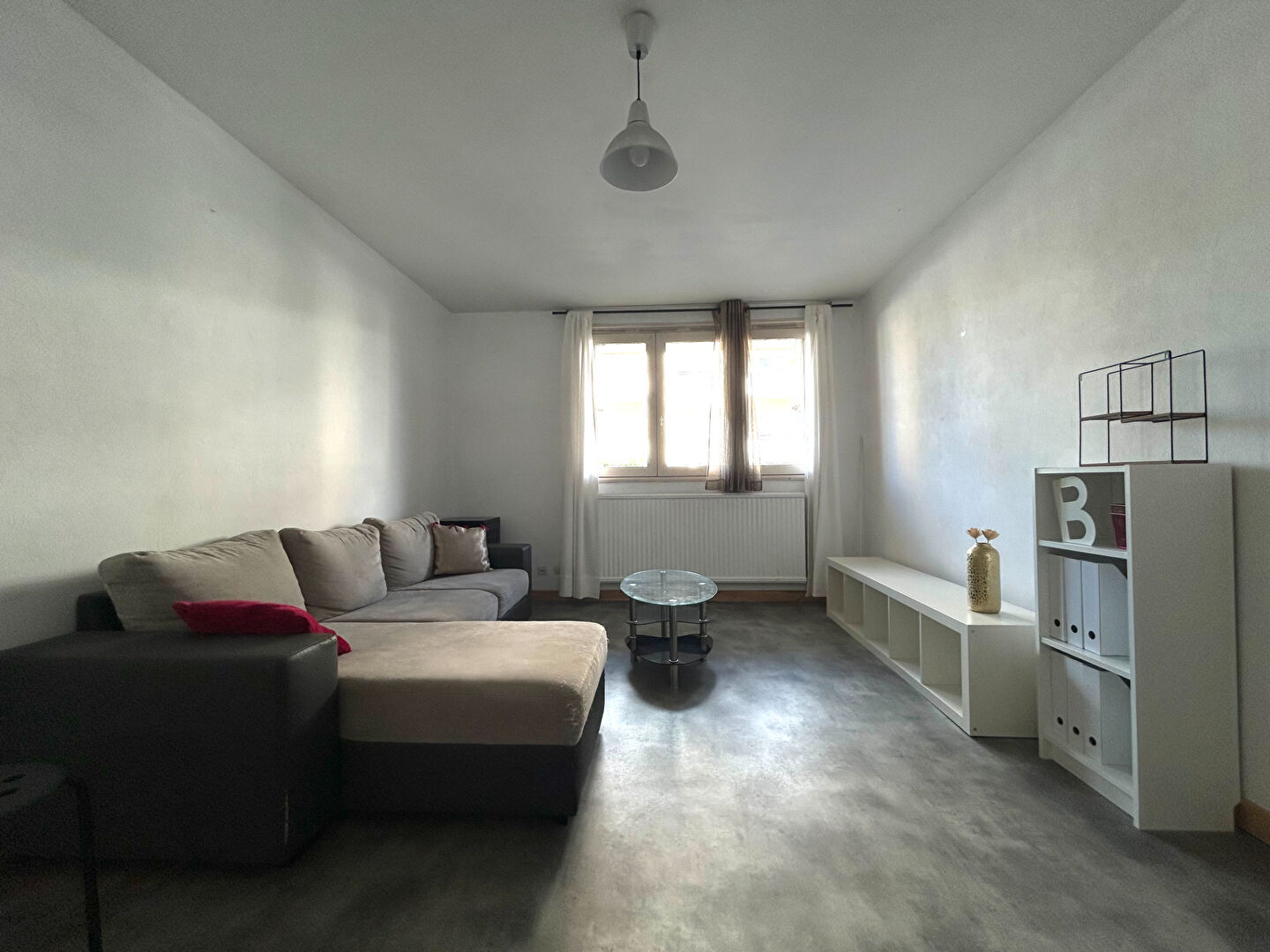 SAINT PRIEST EN JAREZ : appartement de 3 pièces (69 m²) à louer