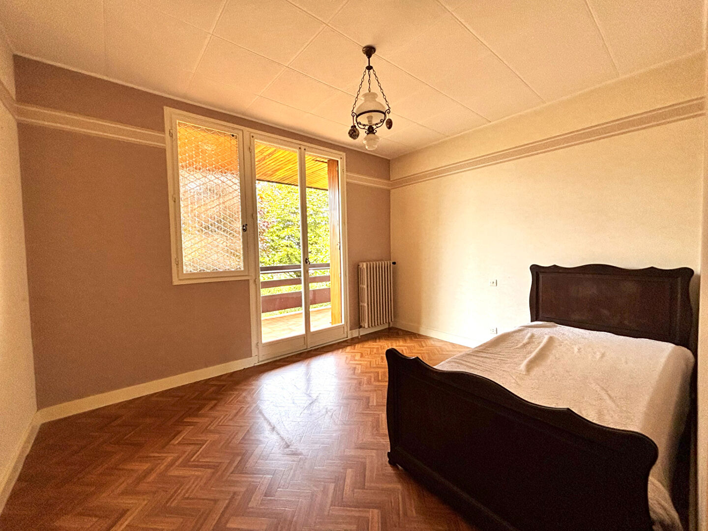 Maison à vendre à Saint Jean Bonnefonds - 7 pièces, 5 chambres