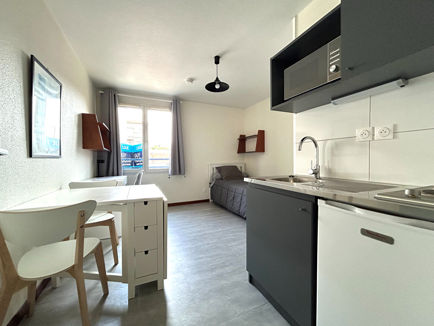 Studio meublé dans le centre de Saint Etienne18.96 m2