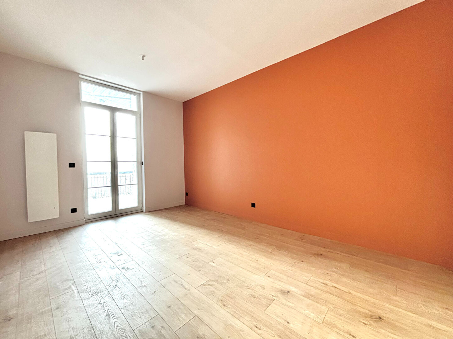 À VENDRE - Appartement T2 avec grande terrasse dans résidence de standing 