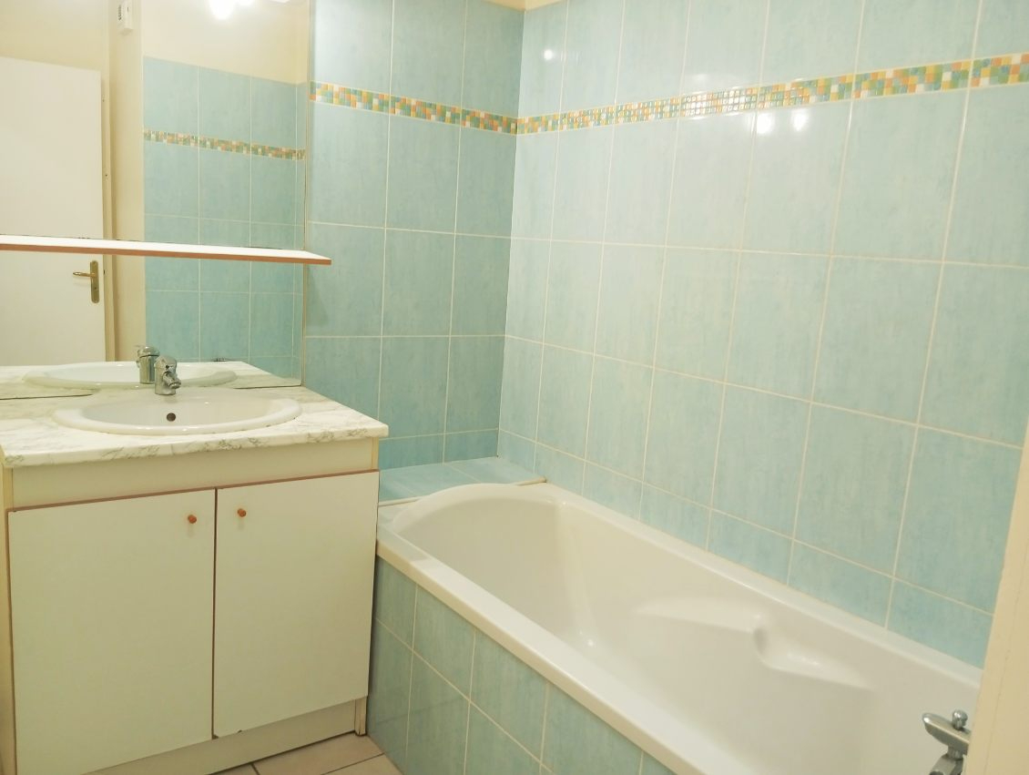 Appartement  avec extérieur à Saint Etienne 2 pièce(s)