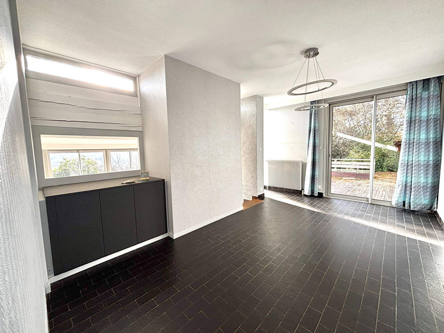 Grande maison d'architecte 212 m²  Terrain 1 408 m²  Produit rare