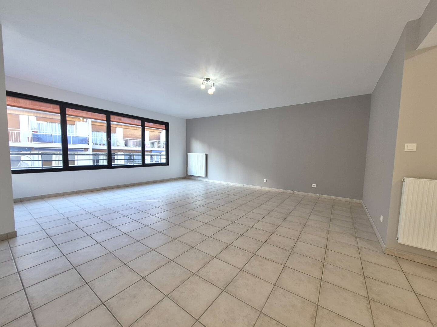 Spacieux T4 avec balcon et ascenseur  - centre de Saint Etienne