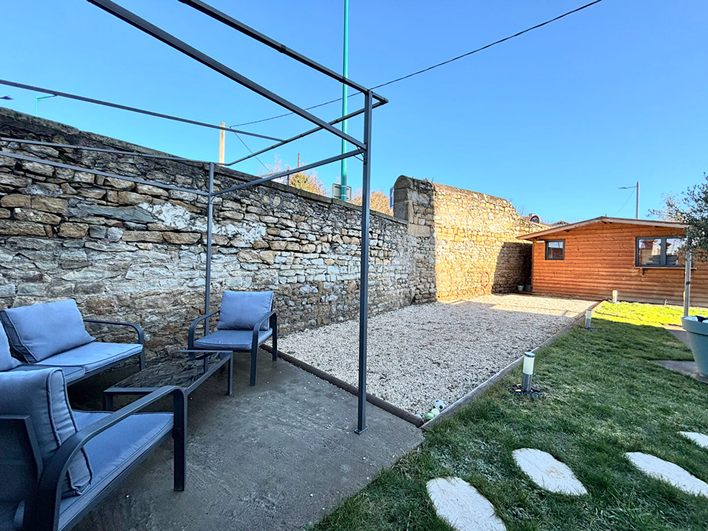 À VENDRE - Bel appartement F4 dans secteur calme