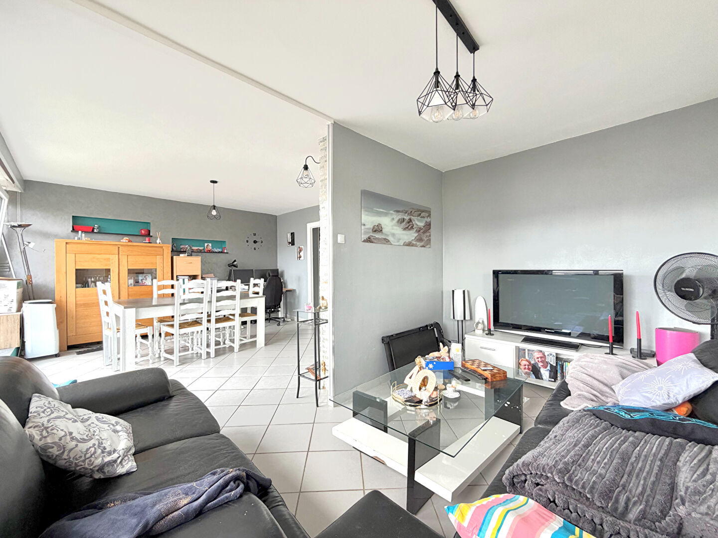 T5 lumineux avec vue dégagée, ascenseur et proche commodités