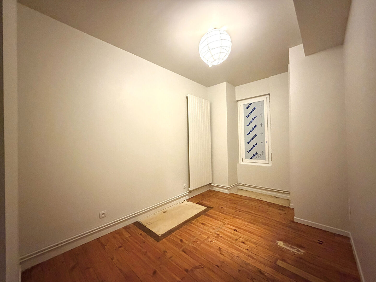 Superbe T3 de 54,50 m² entièrement rénové avec cour privative ? Centre de Saint-Étienne