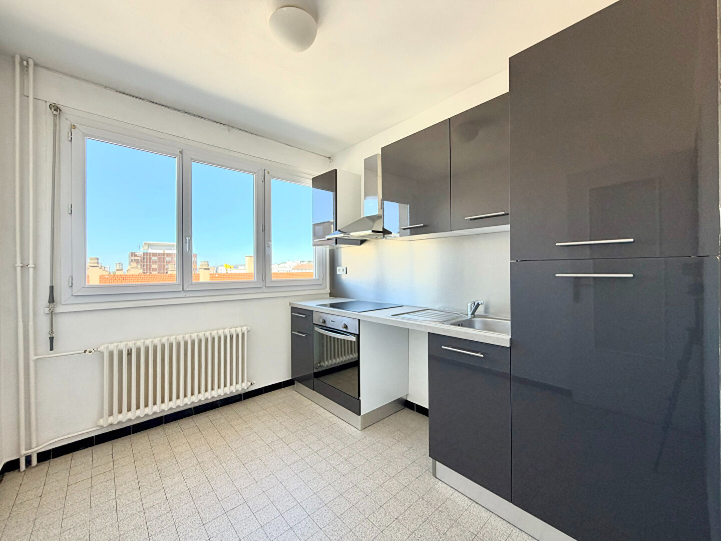 Appartement 2 pièces 42 m² · à Saint Etienne · 41,8 m² · 60 000 €