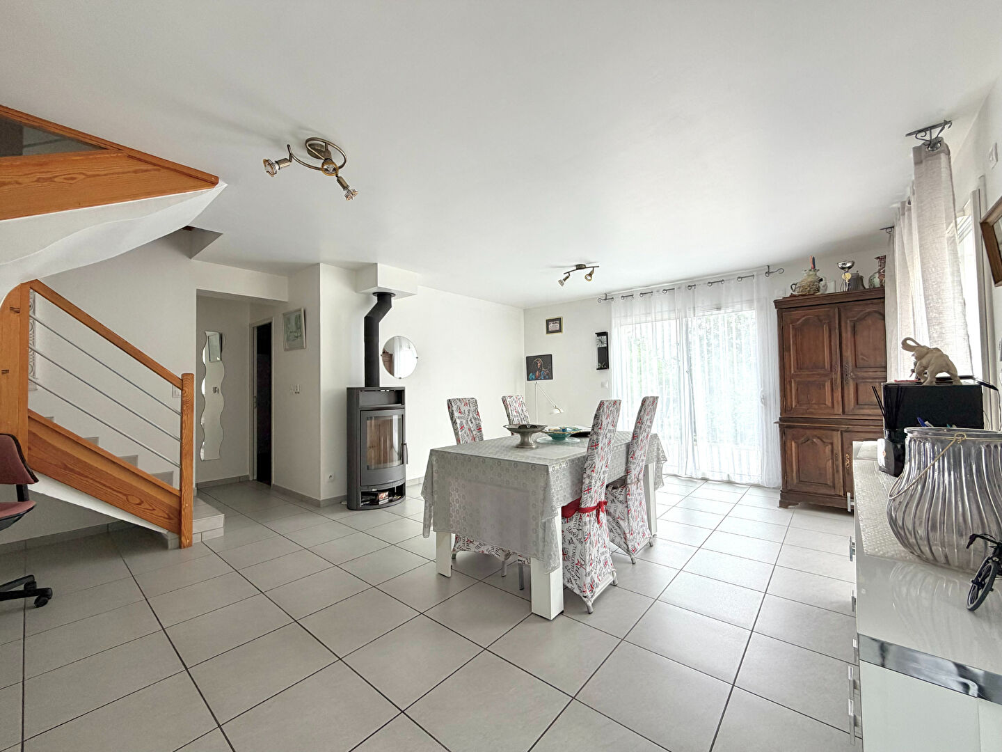 À VENDRE - Maison contemporaine de 115 m² à Villars (42390) - Vue exceptionnelle sur le Golf de Saint-Étienne