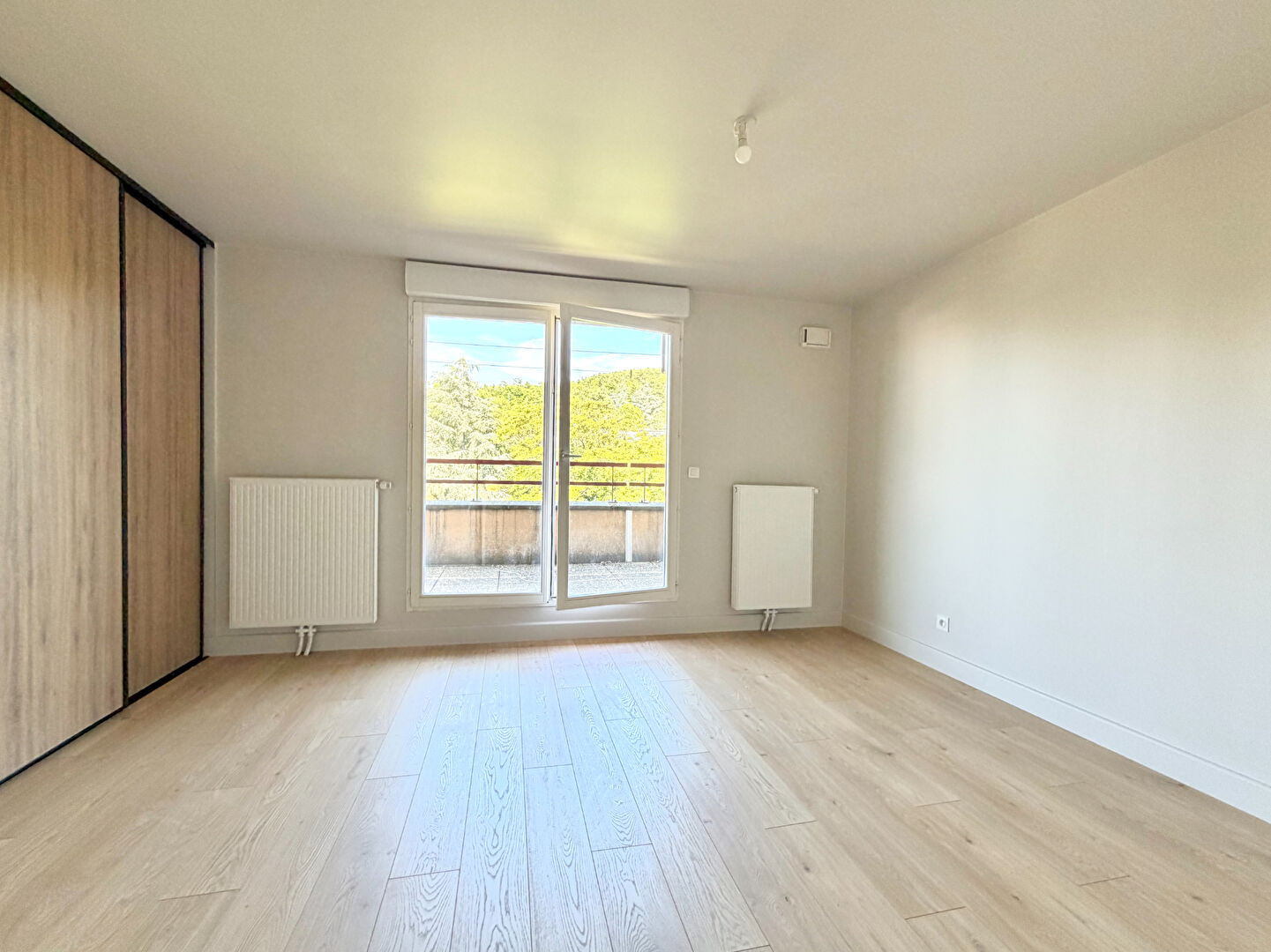 Appartement T2 de 64,32 m2 refait à neuf  Centre de Saint-Étienne