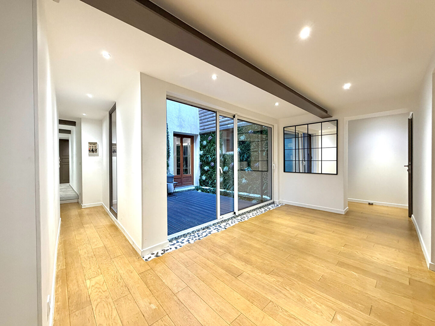 Appartement 131 m²  4 chambres  Patio  Centre-ville de Saint-Étienne