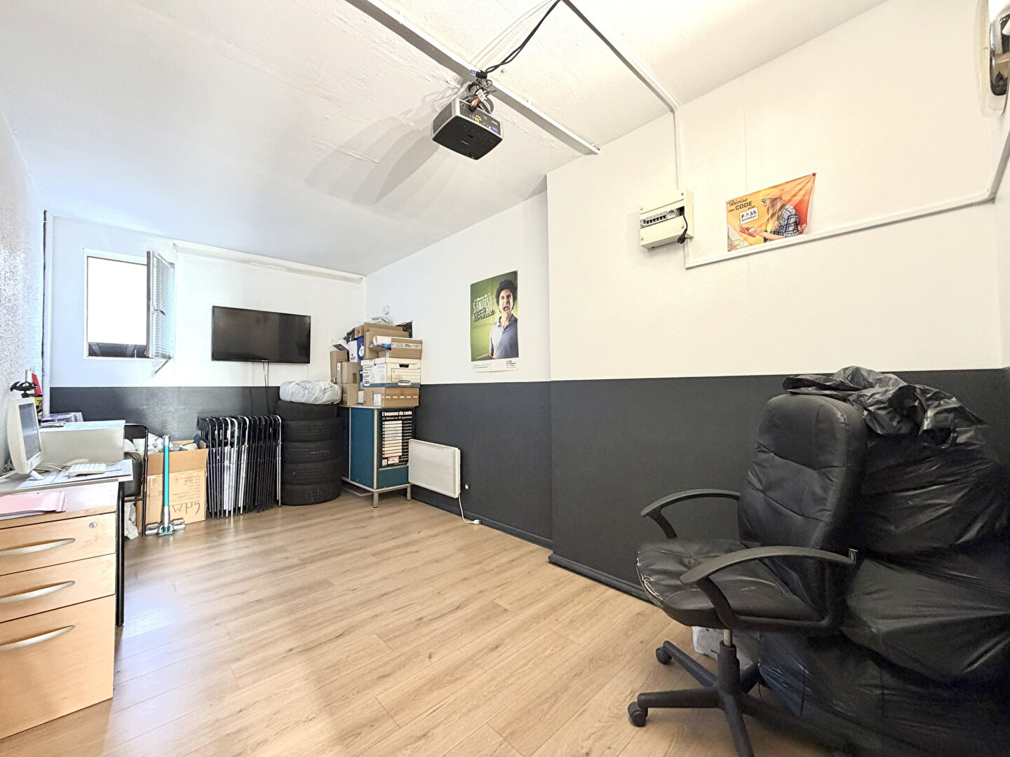 À vendre - Local commercial 31,47 m² avec vitrine - Saint-Étienne
