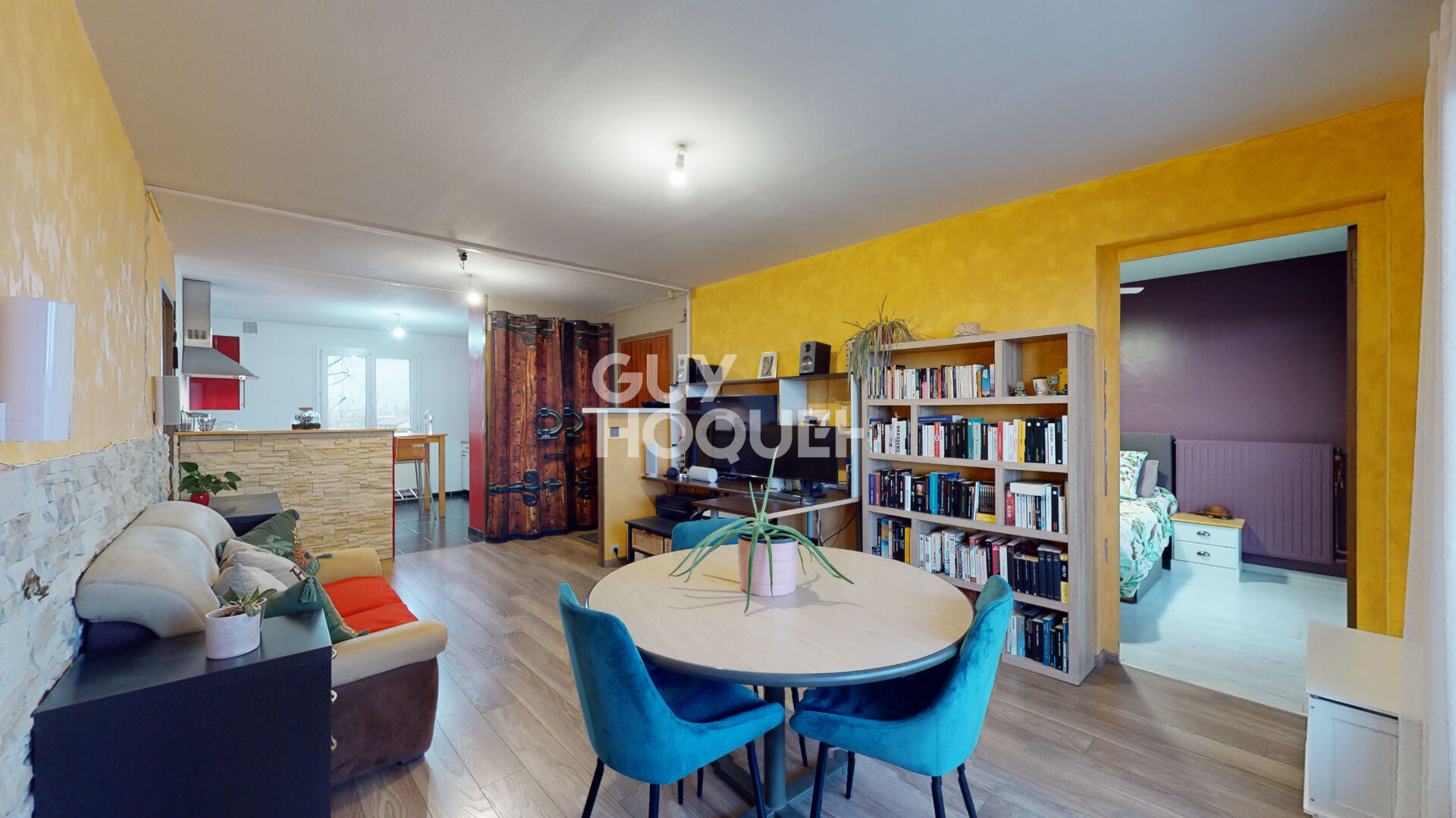 T3 à proximité de toutes les commodités avec vue dégagée