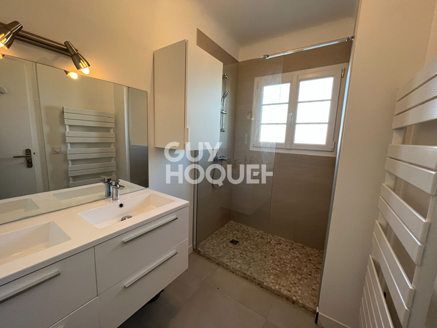 Appartement T4 meublé 85 m² à SAINT PEE SUR NIVELLE
