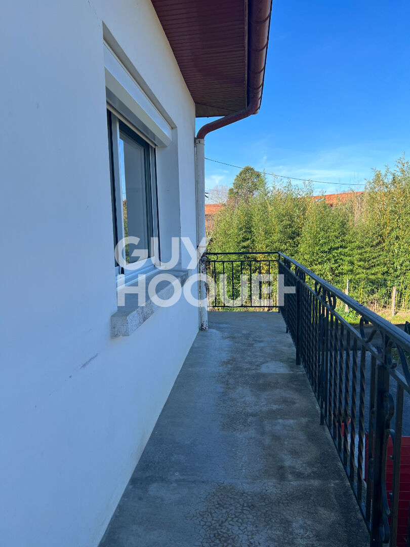 Appartement T4 meublé 85 m² à SAINT PEE SUR NIVELLE