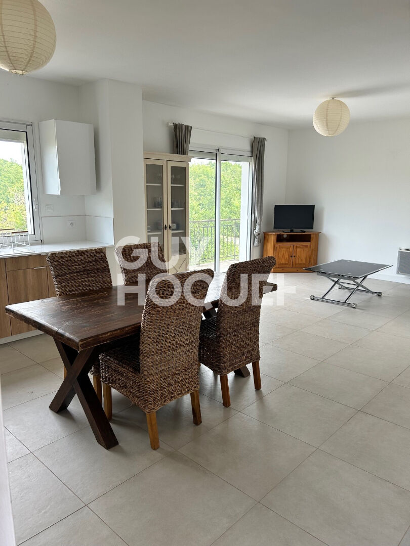 Appartement T4 meublé 85 m² à SAINT PEE SUR NIVELLE