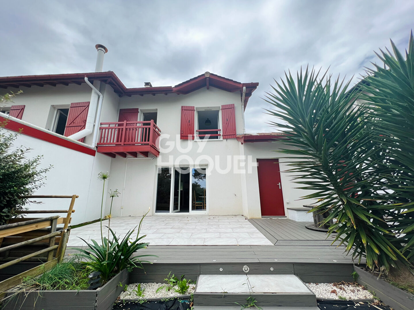 SAINT PEE SUR NIVELLE : Maison mitoyenne T4 (86 m²) quatier du lac