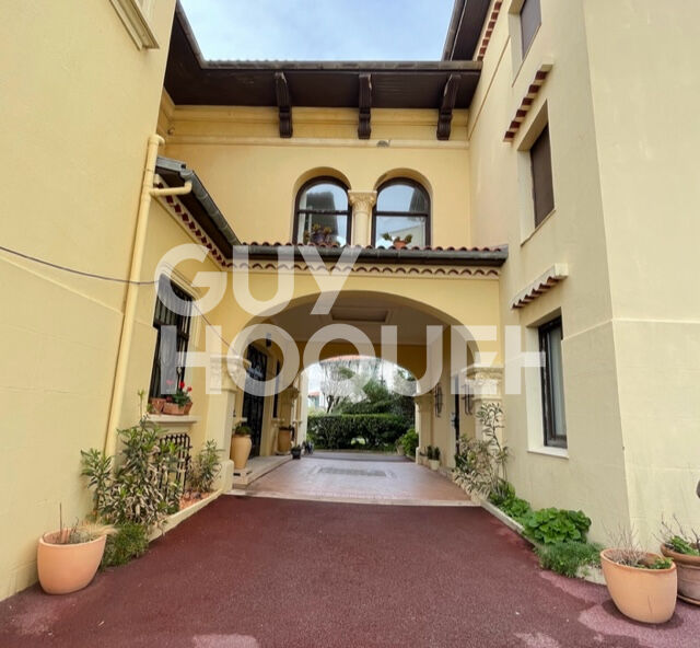 Appartement Biarritz 4 pièce(s) 129.52 m2