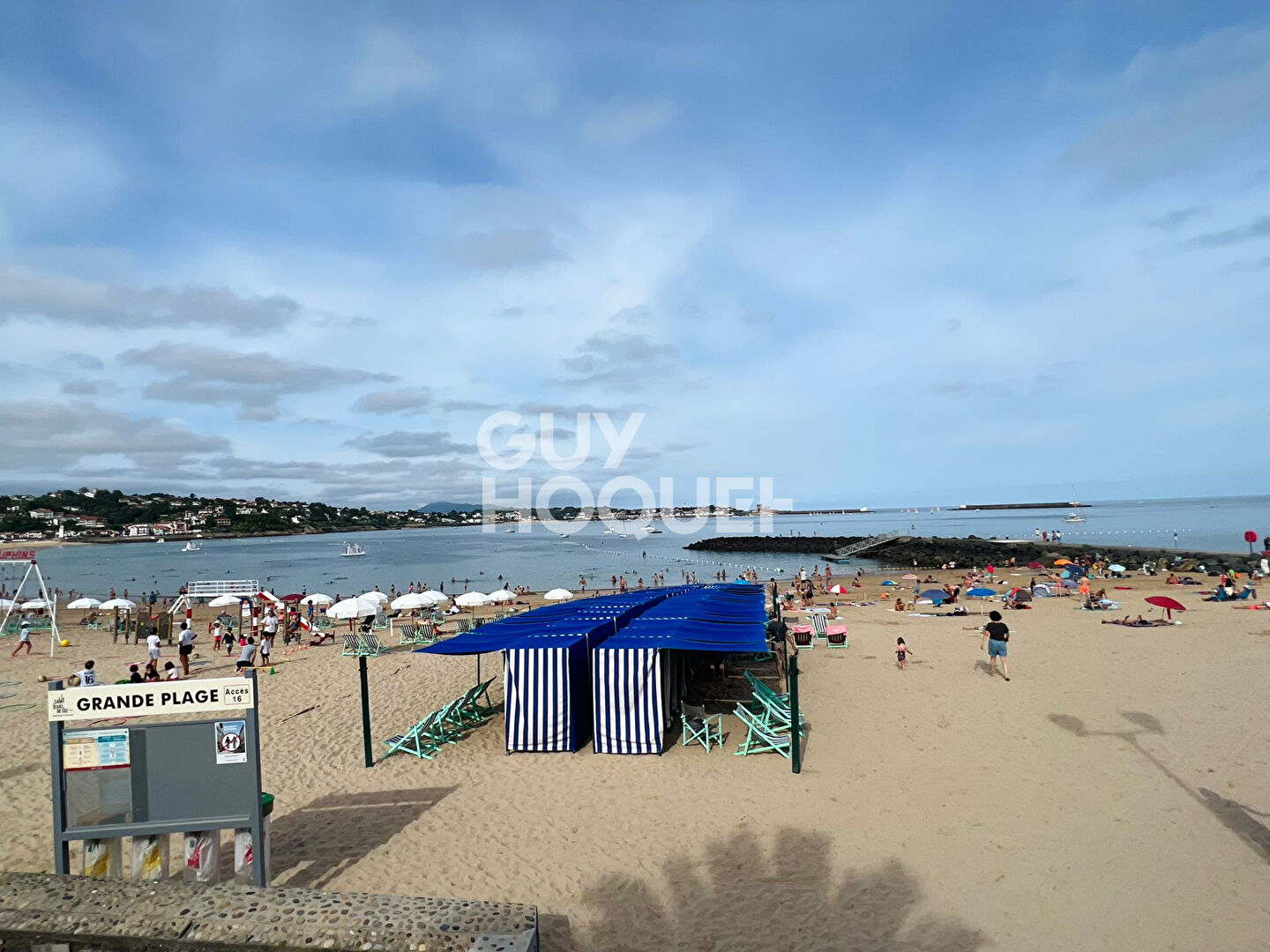 STUDIO MEUBLE A L'ANNEE