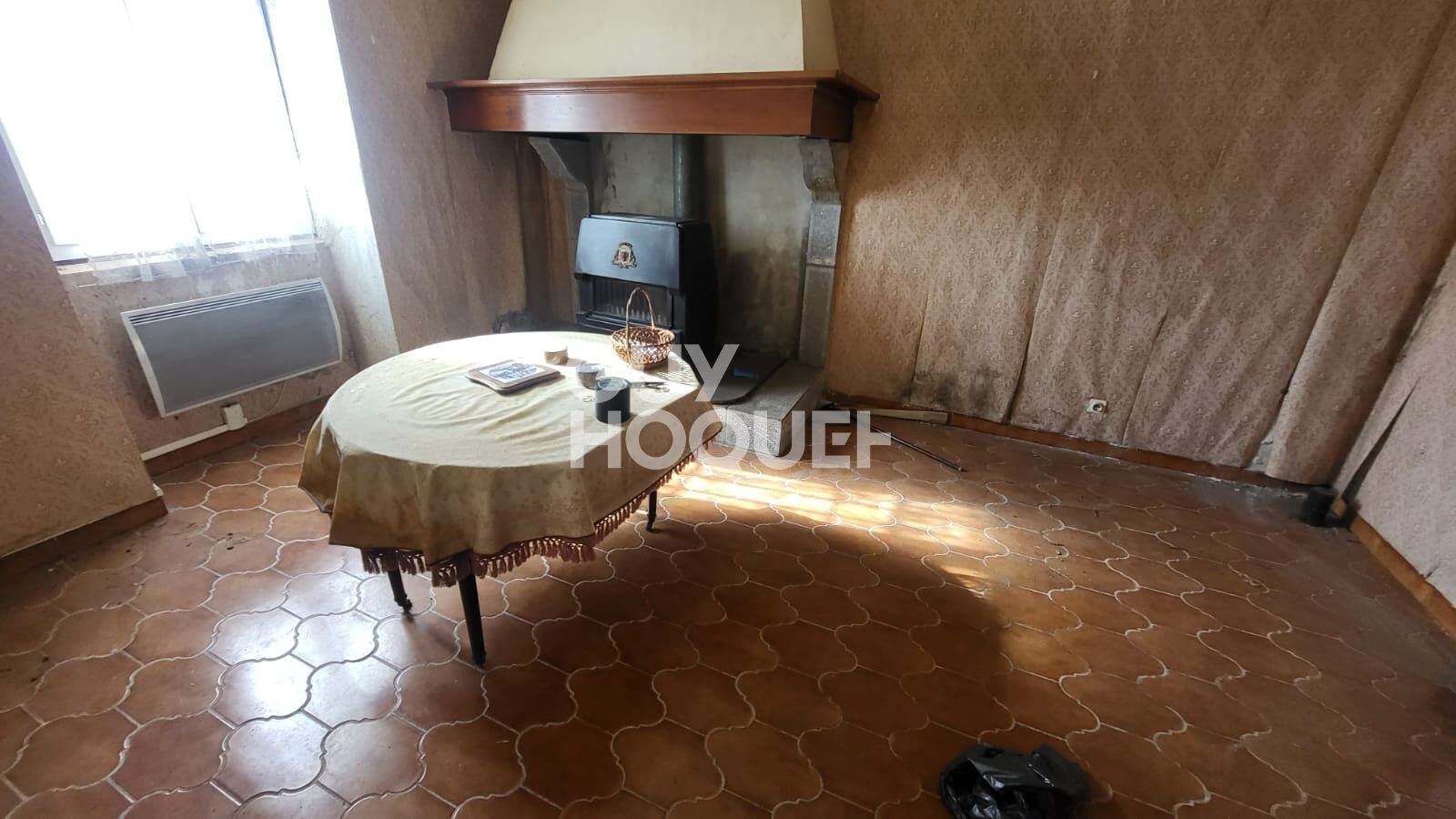 Maison de maître 12 pièces de 278m² à réhabiliter