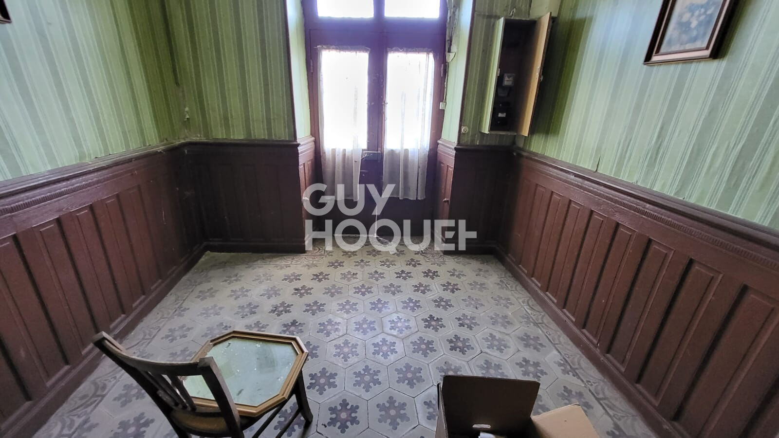 Maison de maître 12 pièces de 278m² à réhabiliter