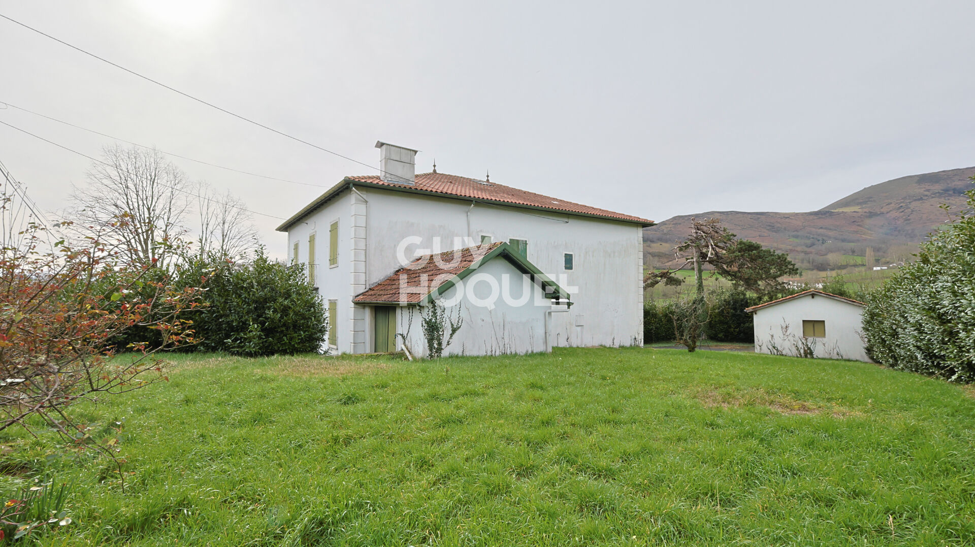 Maison de maître 12 pièces de 278m² à réhabiliter