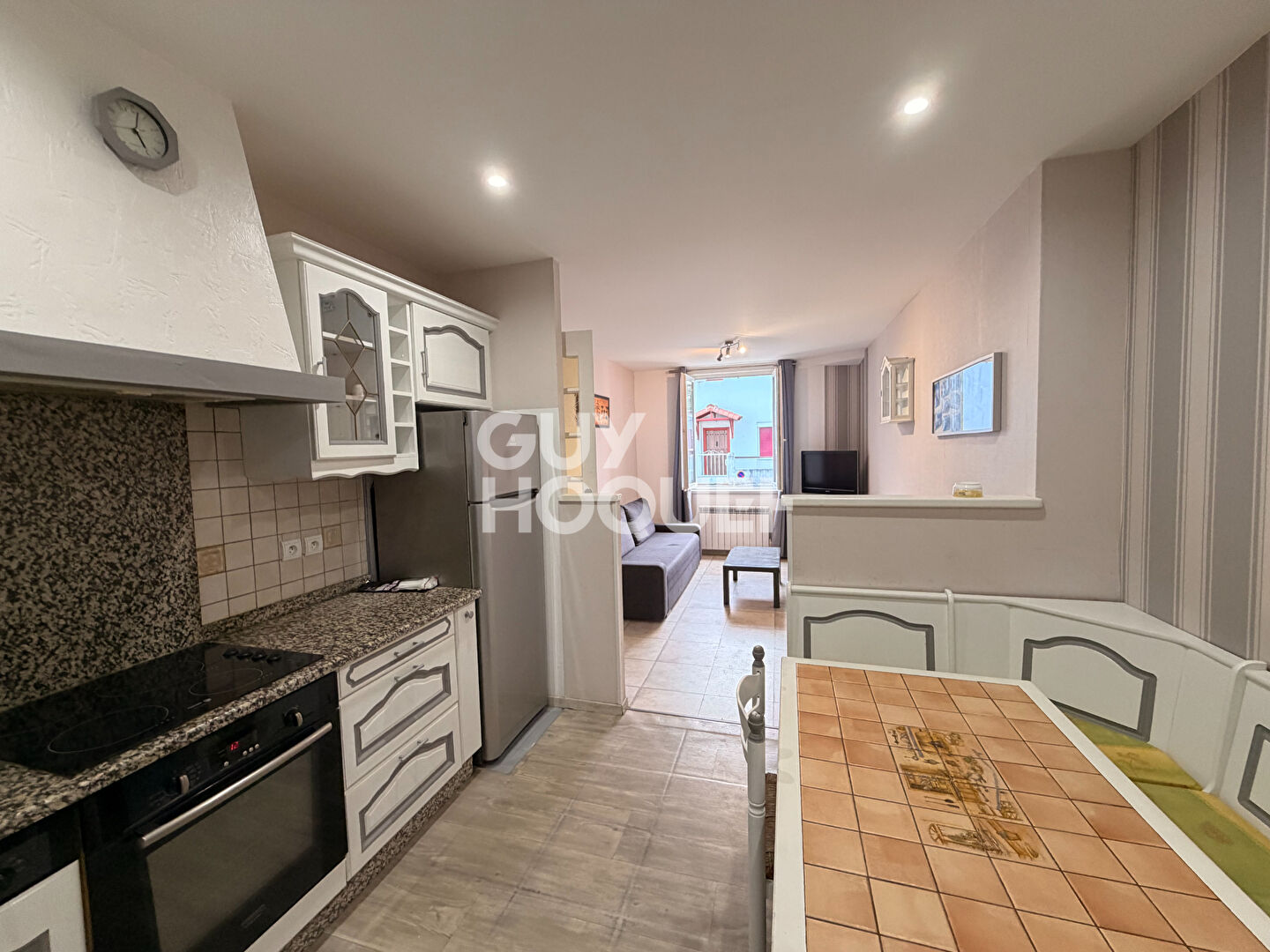 APPARTEMENT T3 BIS AVEC PARKING A 5 MIN A PIED DE LA PLAGE