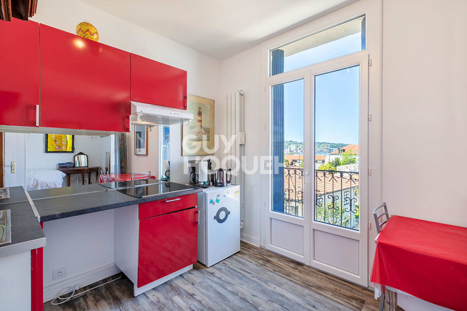 CENTRE VILLE - JOLI T1 BIS AVEC PARKING