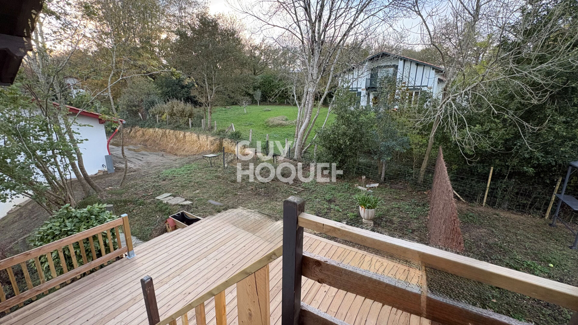 ASCAIN- APPARTEMENT T3 RÉNOVÉ AVEC JARDIN DE 170 M2