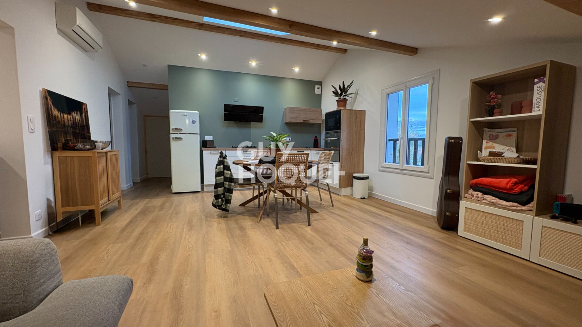 ASCAIN- APPARTEMENT T3 RÉNOVÉ AVEC JARDIN DE 170 M2