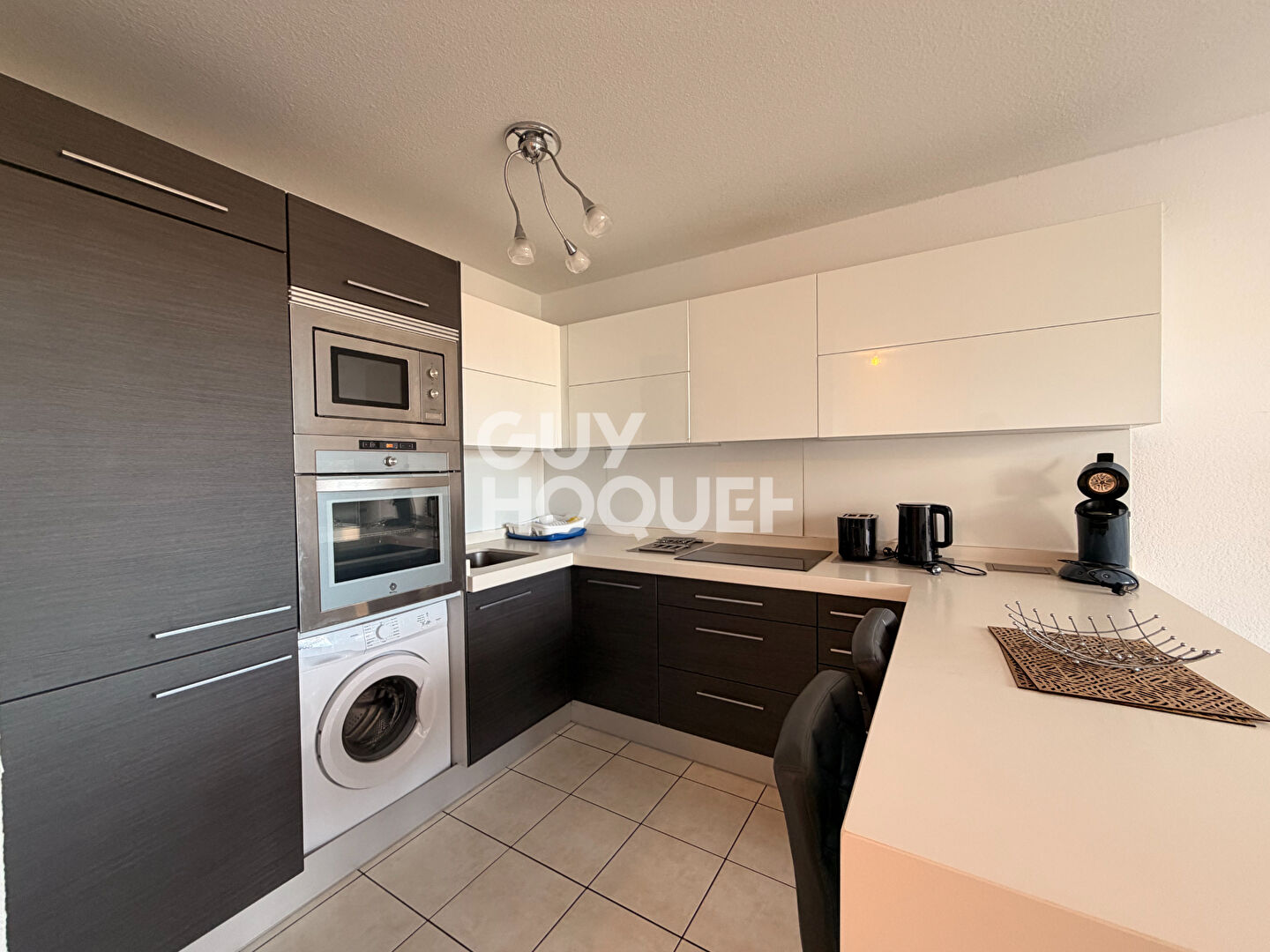 PROCHE PLAGE - JOLI 2 PIECES AVEC PARKING