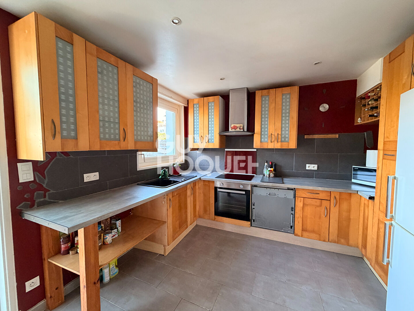 BEAU REZ DE JARDIN 4 PIECES QUARTIER LISSARDY