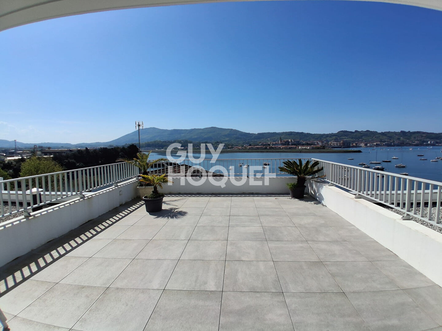 Appartement unique avec  vue exceptionnelle