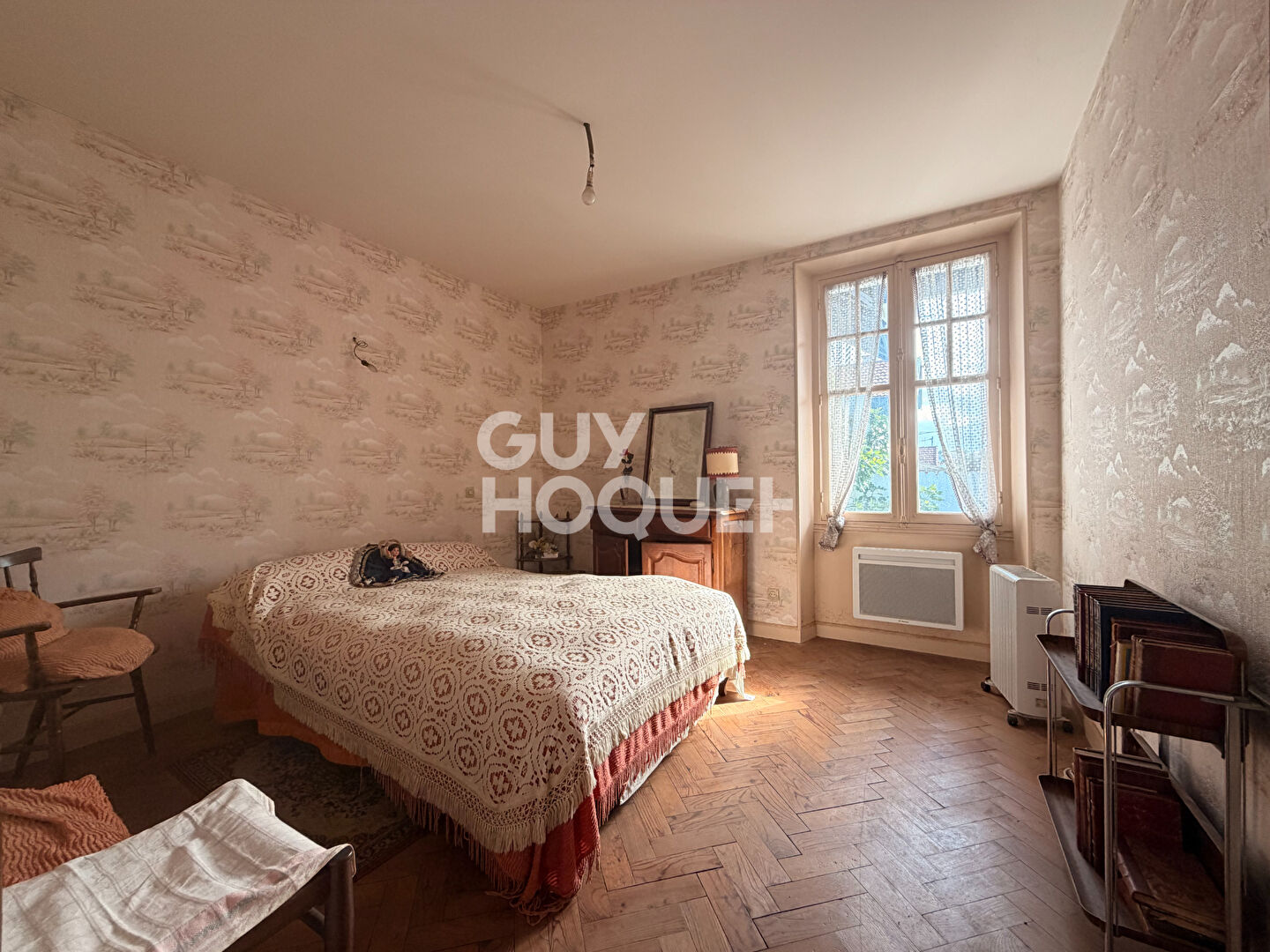T2 BIS DE 58 M² A RENOVER EN CENTRE VILLE