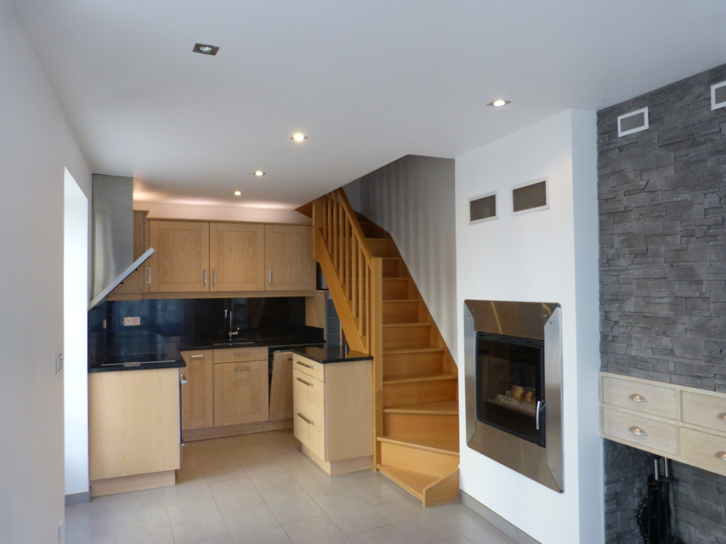 Petite maison - hyper centre de Valleiry 3 pièces 47.58 m2 (57,86 m² au sol)
