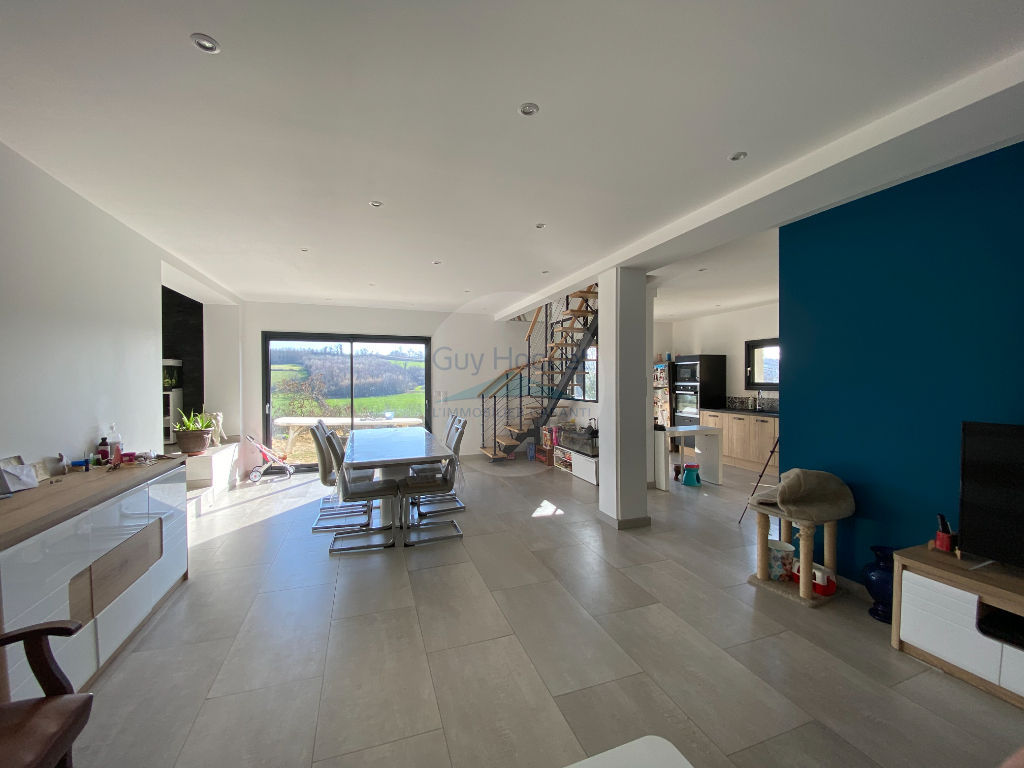 Maison Saint Georges D Esperanche 5 pièce(s) 130 m2