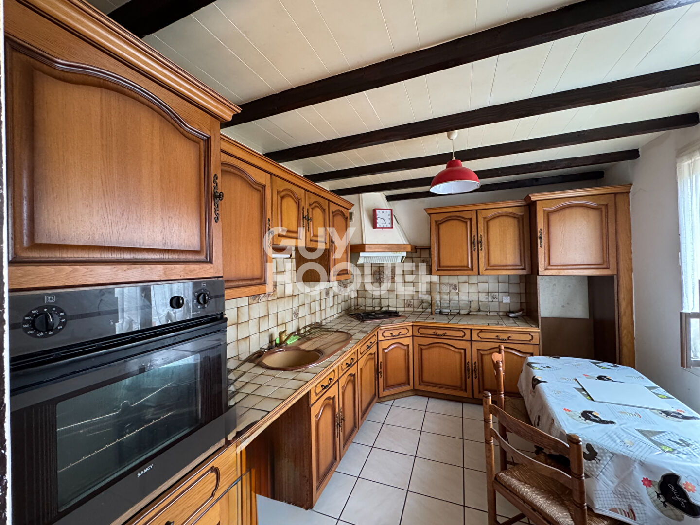 Maison Chuzelles (4 chambres)