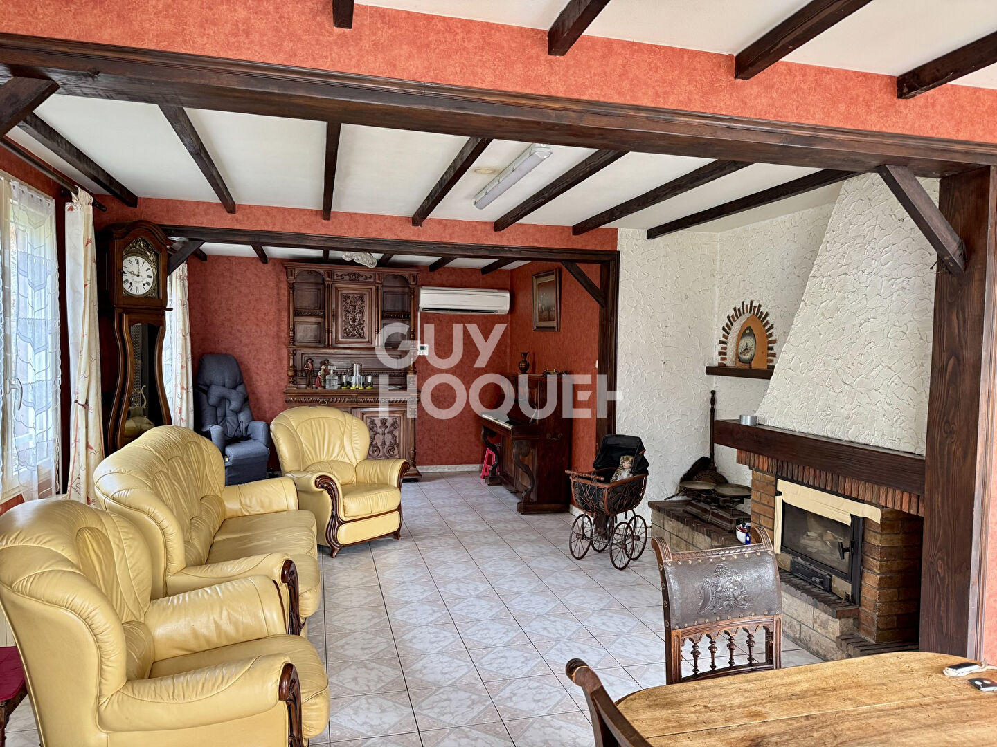 Maison Chuzelles (4 chambres)